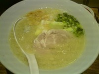 「鶏豚（トリトン）そば　５月６日までの限定」@博多一風堂 銀座店の写真