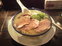 「らーめん」@博多ラーメン しばらく 日本橋店の写真