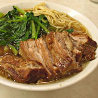 「豚ばらそば800円」@海員閣の写真