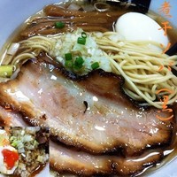 「煮干ソバ（黒）730円＋ニボ茶飯 150円」@煮干中華ソバ イチカワの写真