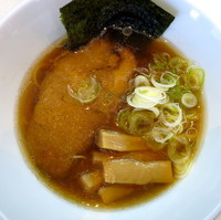 「らーめんしょうゆ」@麺屋 志縁の写真