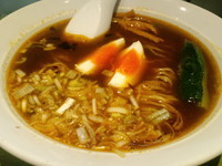 「スパイシーそば600円＋ミニカレー200円＝800円」@インディアン 池上店の写真