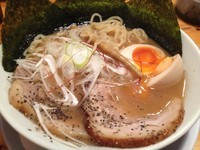 「特製らーめん 850円」@らーめん やまふじ 新大阪本店の写真