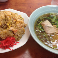 「チャーハン＋半ラーメン 850円」@尚ちゃんラーメンの写真