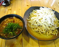 「辛つけ麺」@つけ麺本丸 東海市店の写真