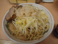 「ミニラーメン(ニンニク少な目・アブラ)650円」@ラーメン二郎 新小金井街道店の写真