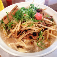 「博多肉そば」@ヒノマル食堂 肉そばなおじの写真