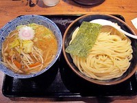 「野菜たっぷりつけ麺・中盛り　830円」@舎鈴 アトレ上野店の写真