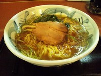 「熟成醤油らーめん」@こだわりらーめん ゆきむら亭 藤代店の写真