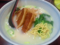 「豚骨ラーメン（680円）」@台湾料理 興隆の写真
