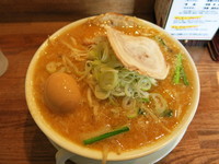 「味噌らーめん＋味玉：850円」@こってりラーメン剛田の写真