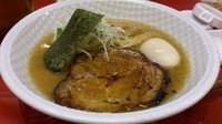 「王様の牛骨ラーメン　８９０円」@麺榮 王様のラーメンの写真