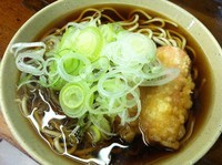 「ソーセージ天蕎麦【330円】」@スエヒロそばの写真