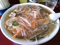 「もやしソバ580円＋ビール」@竜園の写真