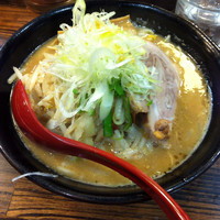 「味噌　野菜大盛り」@麺処 花田 池袋店の写真