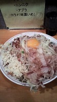 「小ラーメン（650円）汁なし（80円）」@豚星。の写真