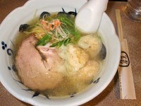 「海老わんたん麺「桜の潮」　900円」@与ろゐ屋の写真