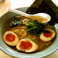「淡麗塩ラーメン+味玉」@ラーメン専門店 いなばの写真
