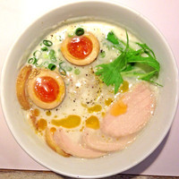 「全部のせ鶏ポタらあめん（低加水麺）」@ささりんどうの写真