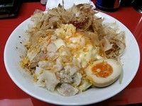 「汁なし（並盛）700円＋スライスチーズ50円（全増し）」@びんびん豚の写真