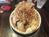 「ラーメン(トッピング全部)650円」@ラーメン・つけ麺 笑福 出雲店の写真