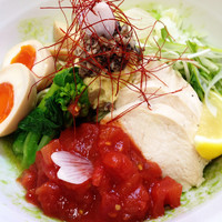 「限定・春の和えそば・トマトとグリーンソース仕立て(780円)」@麺処 ぼたん 栃木店の写真