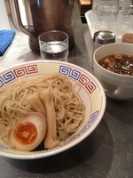 「つけ麺 中」@煮干鰮らーめん 圓 町田店の写真