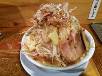「ラーメン（ヤサイカツオアブラマシ、ニンニク少なめ）￥650」@ラーメン・つけ麺 神起の写真