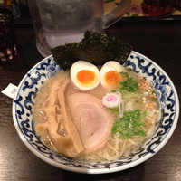 「本枯れ鰹煮卵塩ラーメン」@東京駅 斑鳩の写真
