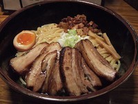 「チャーシュー油めん 900円　大盛100円」@辛しやの写真