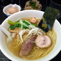 「春にぼしそば 800円 + α」@おおぜき中華そば店の写真