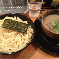 「塩鶏豚つけ麺 大盛り」@つけ麺マン 茨木店の写真