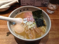 「味玉らーめん」@麺屋吉左右の写真