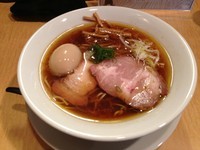 「味玉醤油そば」@Japanese Soba Noodles 蔦の写真