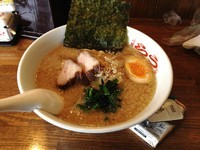 「こってりらうめん」@麺屋らうの写真