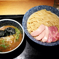 「チャーシュー濃厚魚介つけ麺、特盛」@麺屋 一燈の写真