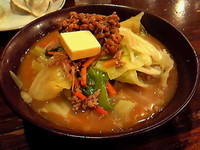 「味噌納豆らーめん￥850＋バター￥50」@味噌らーめん 酔亭の写真