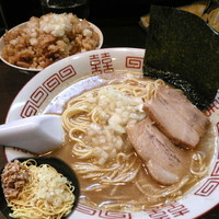 「中華そば 680円 + α」@中華ソバ 伊吹の写真