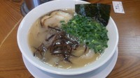 「ラーメン＋替玉　650円＋100円」@博多長浜らーめん ぼたん 高田馬場店の写真