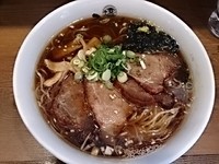 「醤油焼豚麺＋大盛」@塩らーめん専門 ひるがお 大岡山店の写真