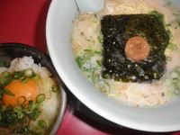 「朝ラーメン+玉子かけご飯　「390円+200円」」@ラーメン山岡家 春日部店の写真