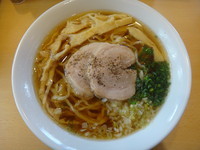 「醤油ラーメン(650円)」@麺処 絢の写真