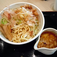 「まぜそば ￥７８０」@つけめんTETSU ららぽーと豊洲マリーナキッチン店の写真