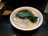 「ラーメン（650円）」@横浜家系 だるま家の写真