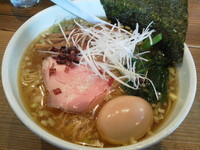 「金色（こんじき）の塩ラーメン（大盛り：無料）＋味玉：サービス」@凌駕IDEAの写真