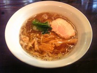 「追い煮干し醤油らーめん」@RA-MEN BAR NAGOMIの写真