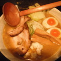 濃厚鶏だし特製ラーメン＋半ライス