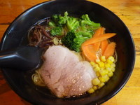 「塩ラーメン・あっさり」@知ったかぶりのブタの写真