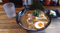 「らーめん(味濃いめ・麺硬め)」@らーめん風車の写真
