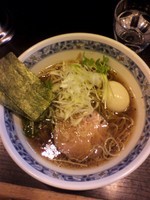 「豊穣清湯醤油らーめん＋子供の味玉」@麺処 夏海の写真